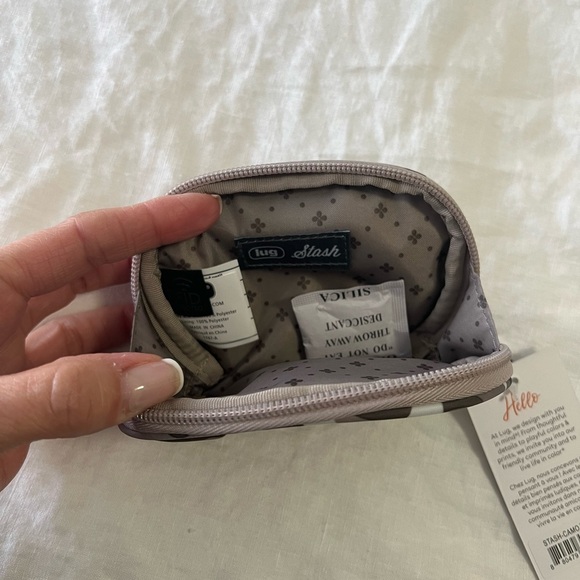 Lug Stash | Beige Camouflage | Coin Purse Multi Use | NWT - Picture 3 of 5
